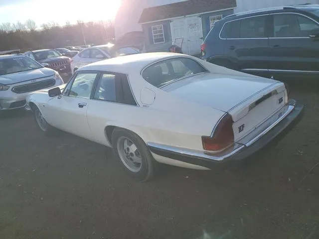 SAJNV584XCC106410 1982 1982 Jaguar XJS 2