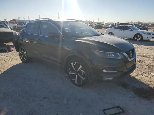 JN1BJ1CV4LW549790 2020 2020 Nissan Rogue- S 4