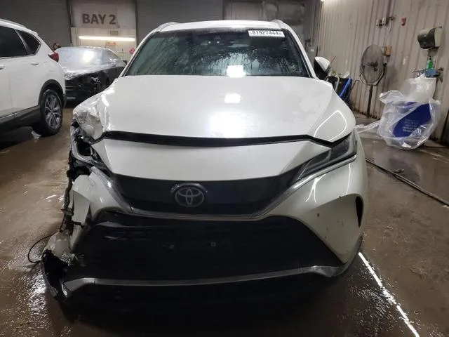 JTEAAAAH8MJ039880 2021 2021 Toyota Venza- LE 5