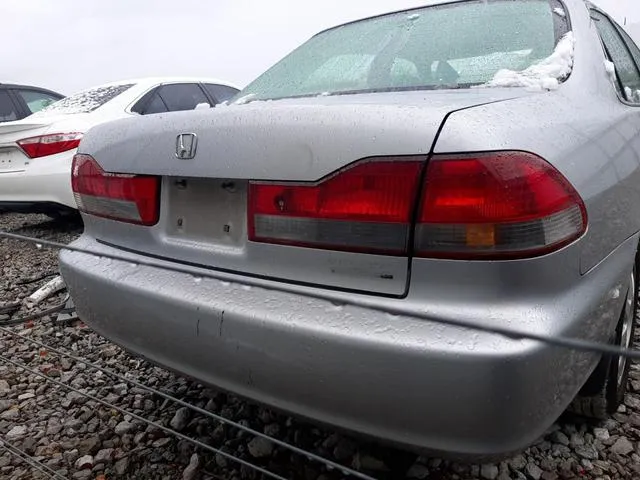 1HGCG56702A163353 2002 2002 Honda Accord- SE 6