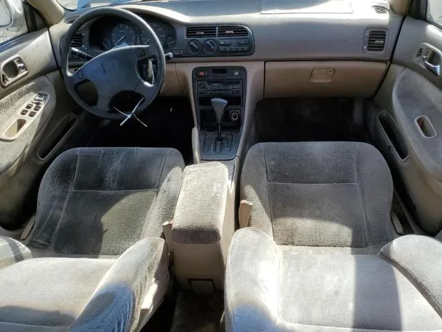 1HGCD5655TA106011 1996 1996 Honda Accord- EX 8