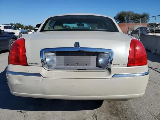 1LNHM83V66Y638336 2006 2006 Lincoln Town Car- Designer 6