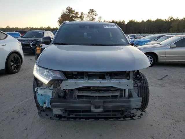 JA4AD3A38LZ035219 2020 2020 Mitsubishi Outlander- SE 5