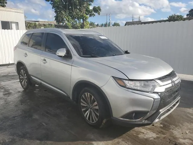 JA4AD3A33LZ030073 2020 2020 Mitsubishi Outlander- SE 4