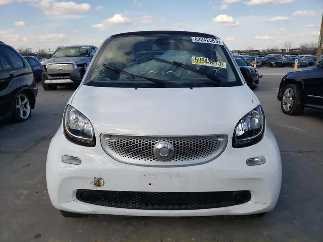 WMEFJ5DA9HK170222 2017 2017 Smart Fortwo 5