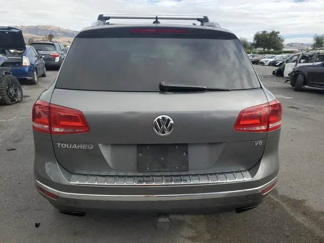 WVGRF7BP4HD002519 2017 2017 Volkswagen Touareg- Wolfsburg 6