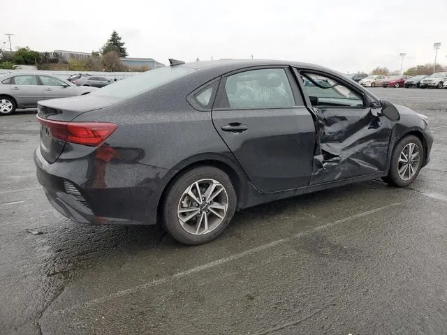 3KPF24AD6PE646853 2023 2023 KIA Forte- LX 3