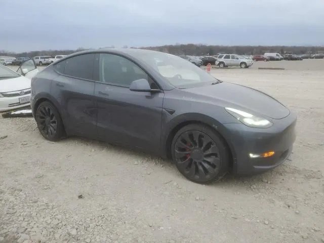 5YJYGDEF3MF252755 2021 2021 Tesla MODEL Y 4