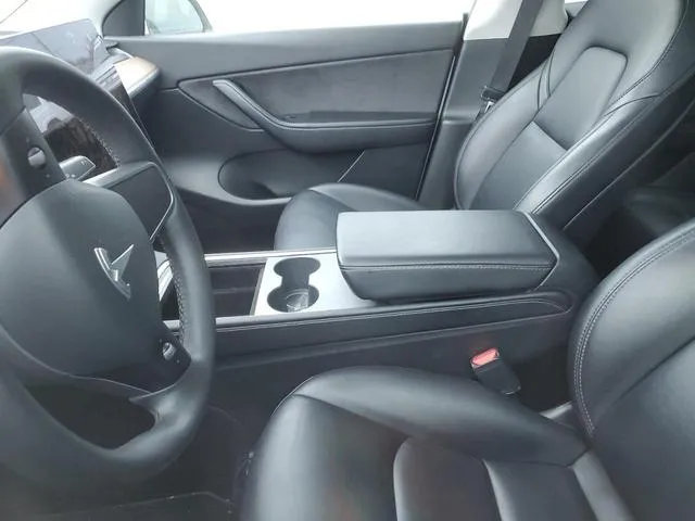 5YJYGDEE9MF124771 2021 2021 Tesla MODEL Y 7