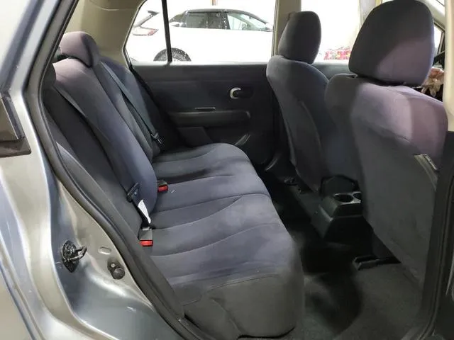 3N1BC11E78L420775 2008 2008 Nissan Versa- S 10