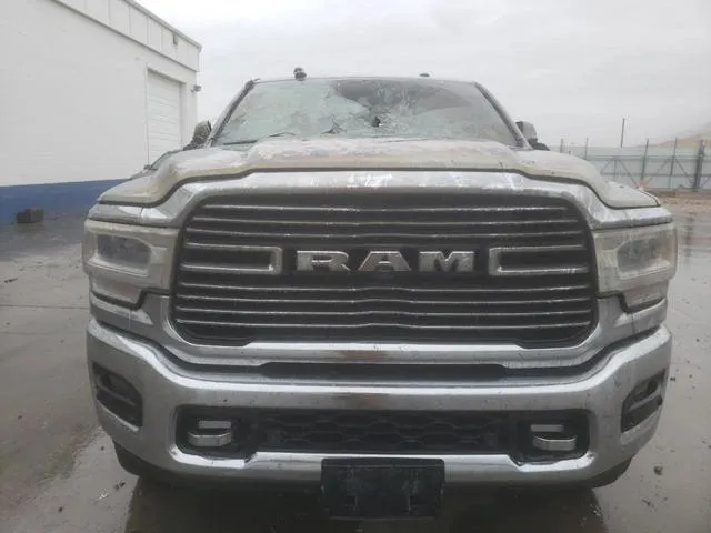 3C63R3ML3LG166741 2020 2020 RAM 3500- Laramie 5