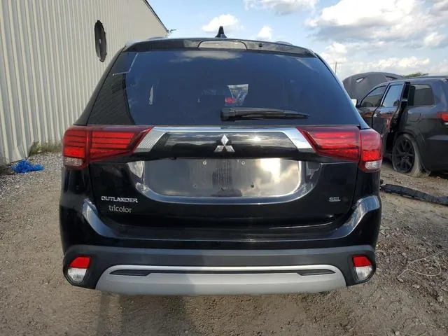 JA4AZ3A32LZ041146 2020 2020 Mitsubishi Outlander- SE 6