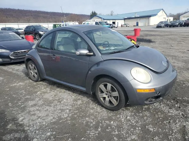 3VWRW31C06M403608 2006 2006 Volkswagen New Beetle- 2-5L Opt 4