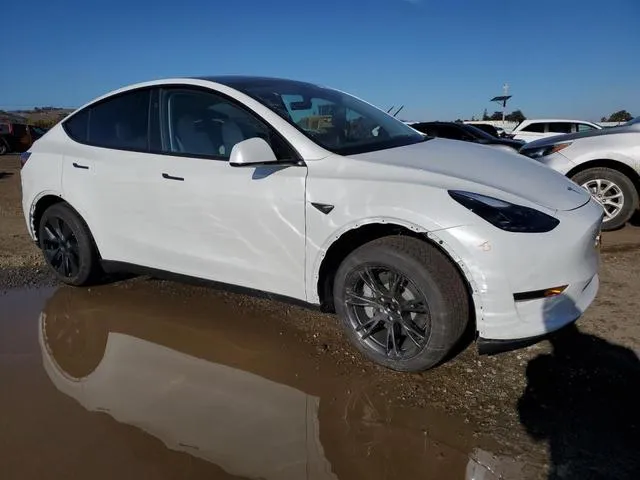 7SAYGDED5RF117818 2024 2024 Tesla MODEL Y 4