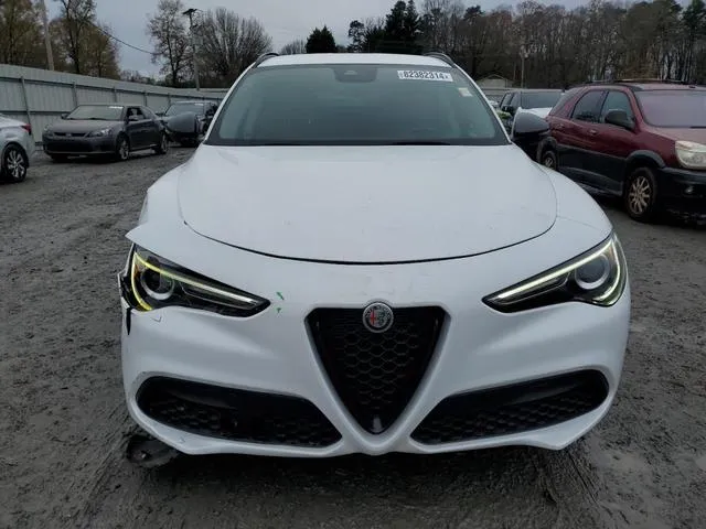 ZASPAJAN7M7D08850 2021 2021 Alfa Romeo Stelvio- Sport 5