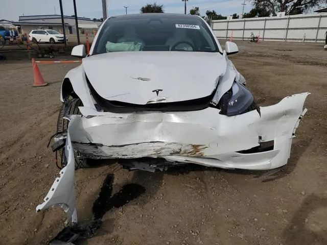 7SAYGDEEXRF104913 2024 2024 Tesla MODEL Y 5