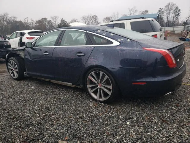 SAJWJ1CD4J8W13822 2018 2018 Jaguar XJ- R - Sport 2