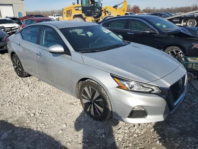 1N4BL4DV4NN304686 2022 2022 Nissan Altima- SV 4