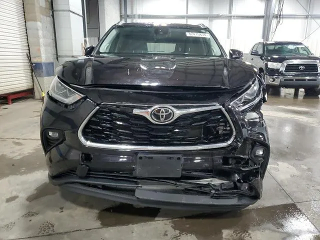 5TDDZRBH1MS106488 2021 2021 Toyota Highlander- Limited 5