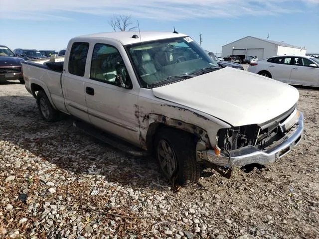 1GTEK19B15E137467 2005 2005 GMC New Sierra- K1500 4