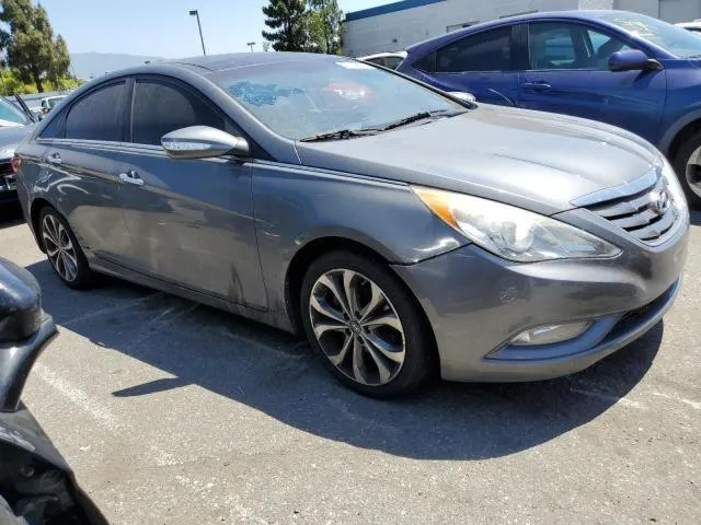 5NPEC4ABXDH667641 2013 2013 Hyundai Sonata- SE 4