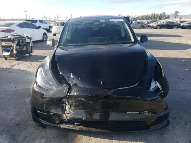 7SAYGDEF7RF051094 2024 2024 Tesla MODEL Y 5