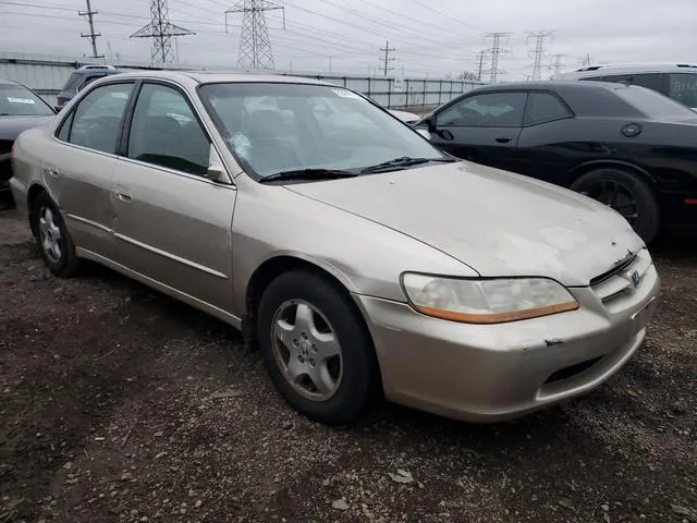 1HGCG1657YA036406 2000 2000 Honda Accord- EX 4