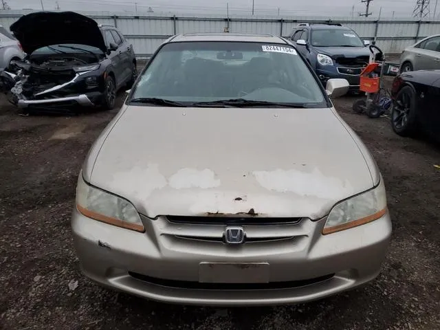 1HGCG1657YA036406 2000 2000 Honda Accord- EX 5