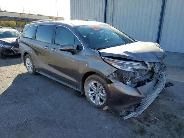 5TDESKFC1NS051895 2022 2022 Toyota Sienna- Limited 4