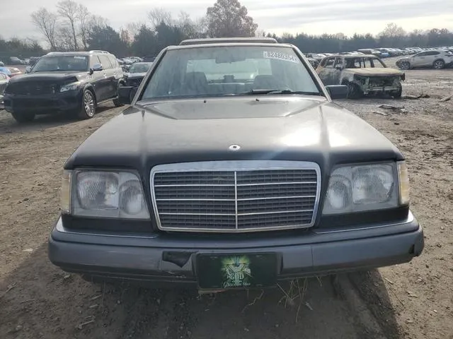 WDBEA32EXSC164112 1995 1995 Mercedes-Benz E-Class- 320 Base 5