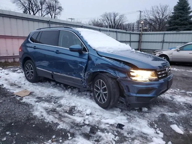 3VV2B7AX0LM154475 2020 2020 Volkswagen Tiguan- SE 4