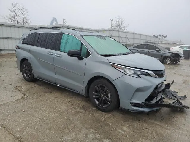 5TDDSKFC1RS121252 2024 2024 Toyota Sienna- Xse 4