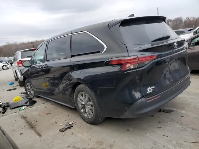 5TDYSKFC4MS006039 2021 2021 Toyota Sienna- Xle 2