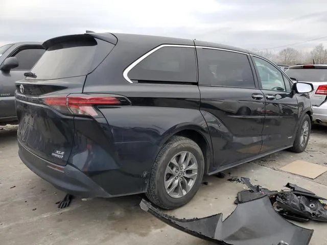 5TDYSKFC4MS006039 2021 2021 Toyota Sienna- Xle 3