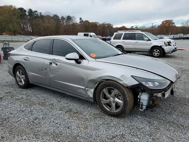 5NPEG4JA9NH143670 2022 2022 Hyundai Sonata- SE 4