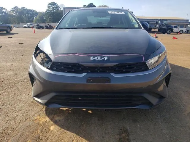 3KPF24AD3RE792274 2024 2024 KIA Forte- LX 5