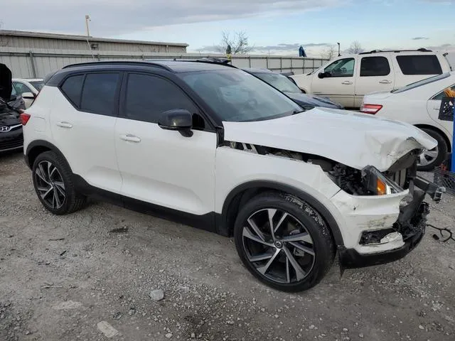 YV4162UM0M2579400 2021 2021 Volvo XC40- T5 R-Design 4