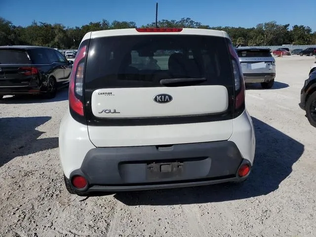 KNDJN2A24G7379037 2016 2016 KIA Soul 6