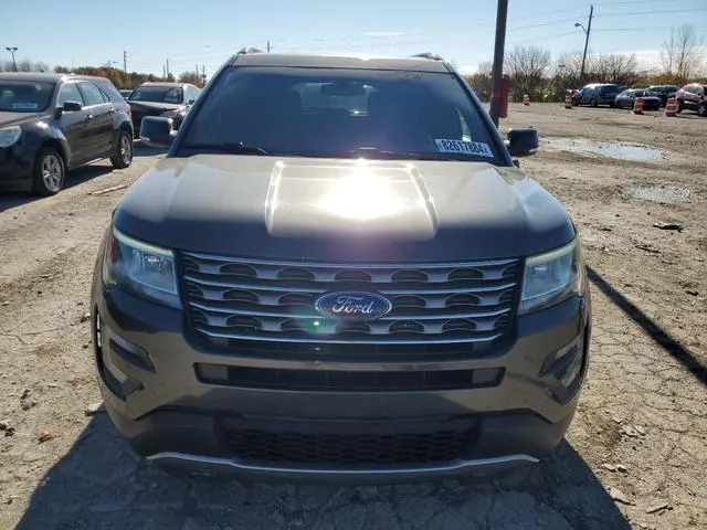 1FM5K7DHXHGC19555 2017 2017 Ford Explorer- Xlt 5