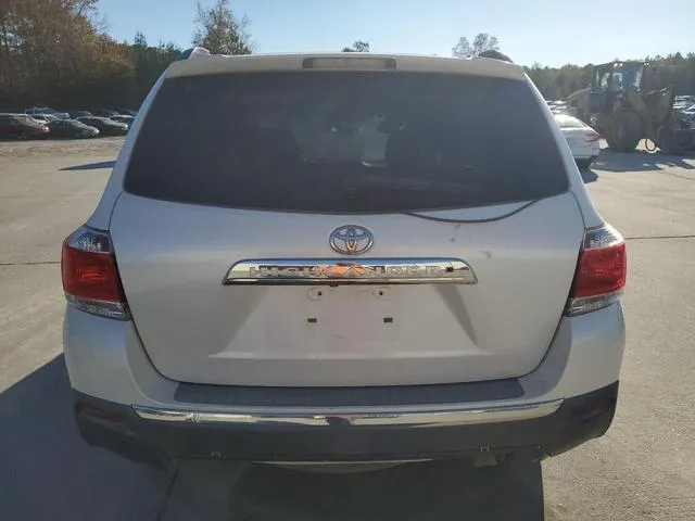 5TDZA3EH5BS010009 2011 2011 Toyota Highlander- Base 6