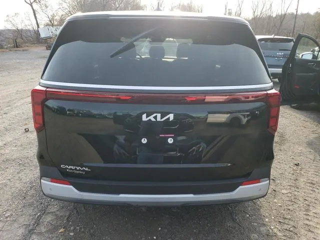 KNDNB5K38S6456266 2025 2025 KIA Carnival- LX 6