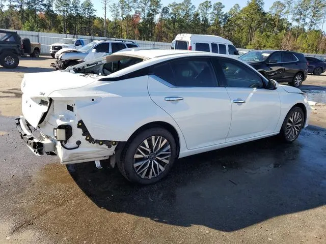 1N4BL4DV3PN357091 2023 2023 Nissan Altima- SV 3