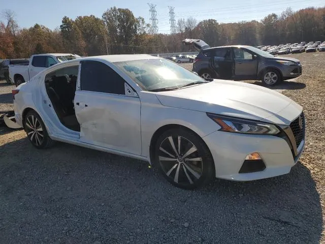 1N4BL4CV2LC132149 2020 2020 Nissan Altima- SR 4