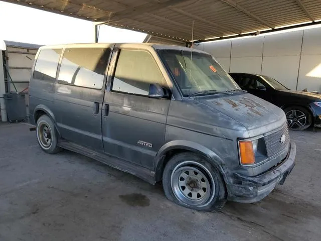 1G8DM15Z3GB225279 1986 1986 Chevrolet Astro 4