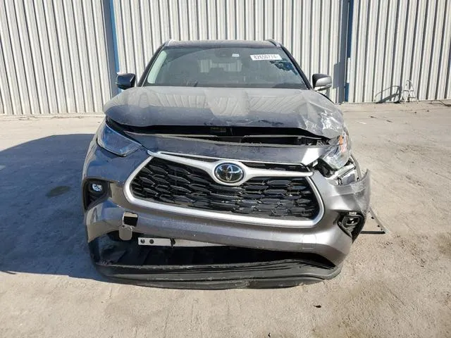 5TDKDRAH2RS529417 2024 2024 Toyota Highlander- LE 5