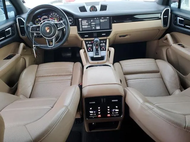 WP1AA2AY9LDA03721 2020 2020 Porsche Cayenne 8