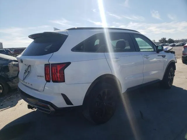 5XYRKDLF3MG014581 2021 2021 KIA Sorento- SX 3