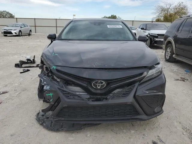 4T1G11AK2NU691836 2022 2022 Toyota Camry- SE 5