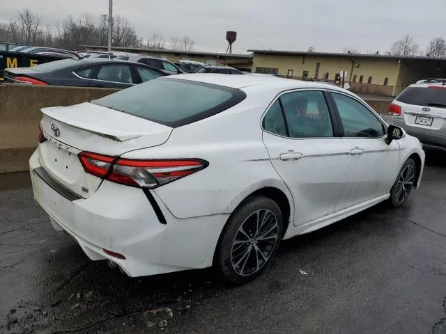 4T1B11HK5JU021028 2018 2018 Toyota Camry- L 3