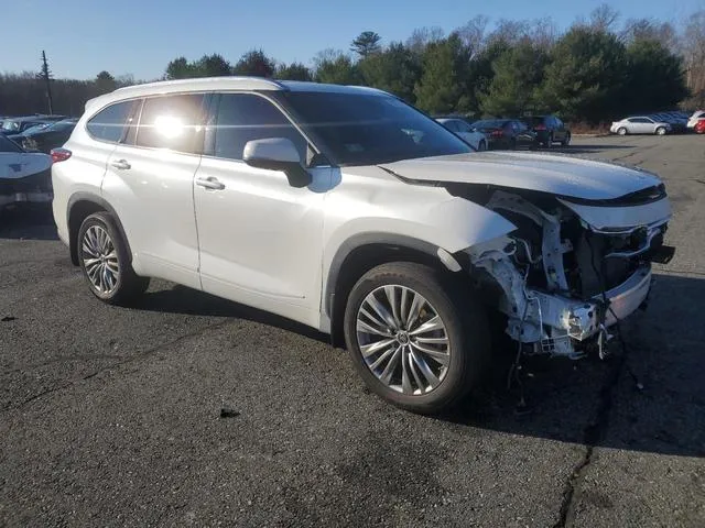 5TDFZRBH5MS131533 2021 2021 Toyota Highlander- Platinum 4